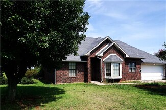 989 S Sara Rd, Blanchard, OK 73010