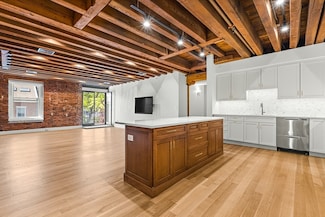 343 Commercial St Unit 212, Boston, MA 02109