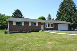 1839 Mark Twain Cir, Bethlehem, PA 18017