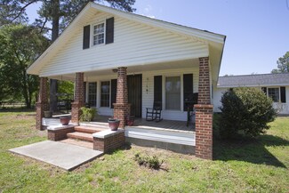 435 Doctors Creek Rd, Willard, NC 28478