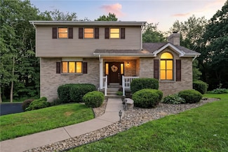 103 Sanger Dr, Beaver Falls, PA 15010