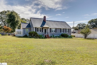 108 Courtland Dr, Greenville, SC 29617