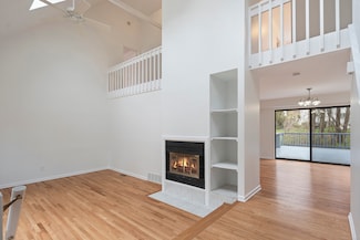2 Steeple Top Rd, Norwalk, CT 06853