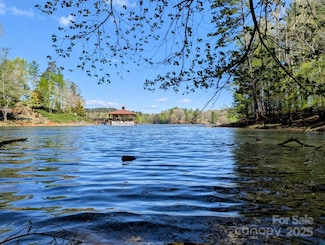 1039 Paso Fino Ln Unit 211, Connelly Springs, NC 28612