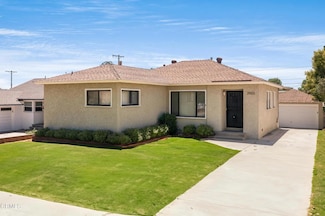 2923 N Buena Vista St, Burbank, CA 91504
