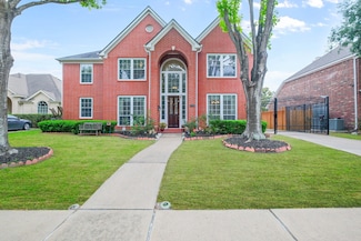 12427 Shadycrest Dr, Houston, TX 77082