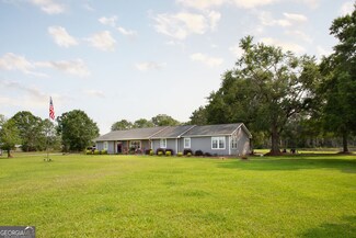 313 White Pine Hwy, Nicholls, GA 31554
