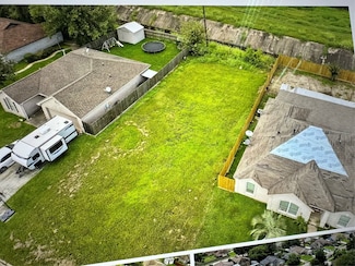 5118 Shirley St, Baytown, TX 77521
