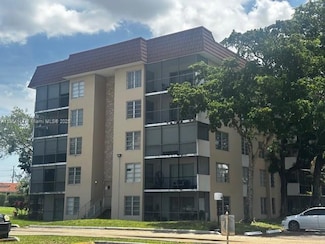 4160 Inverrary Dr Unit 401, Lauderhill, FL 33319