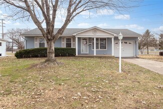 2743 Sunset Dr, Granite City, IL 62040