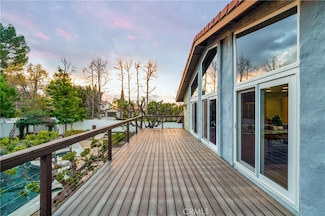 23216 Park Esperanza, Calabasas, CA 91302