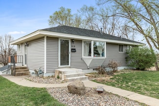 919 7th Ave E, Shakopee, MN 55379