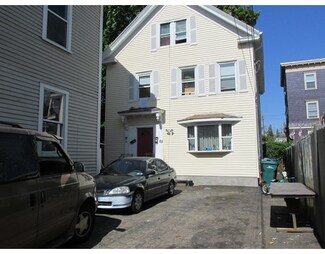 25 Baker St, Lynn, MA 01902