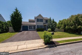 1001 Hilldale Ct, Reading, PA 19605
