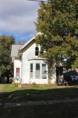 310 W Euclid Ave, Lewistown, IL 61542