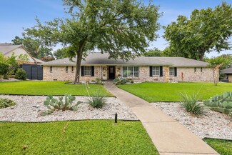 7322 Oakbluff Dr, Dallas, TX 75254
