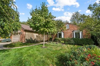 4466 Blairgowrie Cir, Dayton, OH 45429
