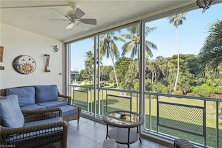 215 Cypress Way E Unit D8, Naples, FL 34110