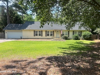 1360 Rays Bridge Rd, Whispering Pines, NC 28327