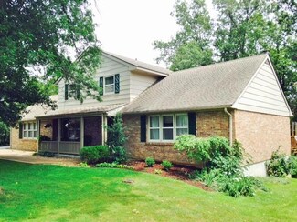 1410 Kingswood Dr, Fulton, MO 65251