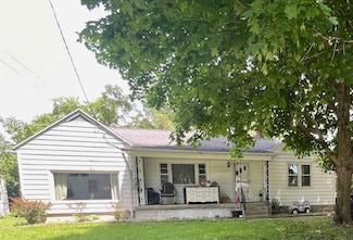 18 W Clinton St, Logansport, IN 46947