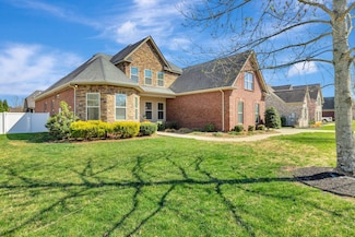 2726 Wynthrope Hall Dr, Murfreesboro, TN 37129