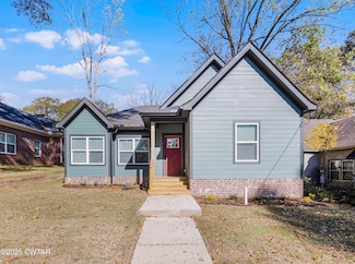 225 Linden St, Jackson, TN 38301