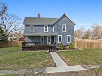 604 E Hickory St, Chatsworth, IL 60921