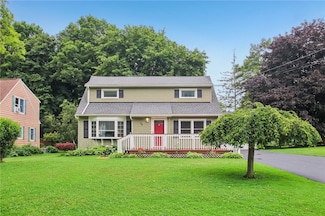 79 Hubbard Dr, North Chili, NY 14514
