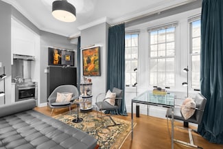 11 E 68th St Unit 7J, New York, NY 10065