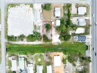 6661 Americus Ave, Port St. Joe, FL 32456