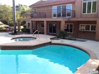 25661 Rapid Falls Rd, Laguna Hills, CA 92653