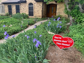 404 L Thompson St, Cedar Hill, TX 75104