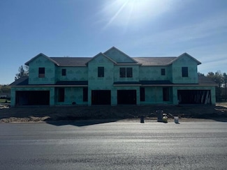 6120 Burgess Dr Unit 10, Spring Lake, MI 49456