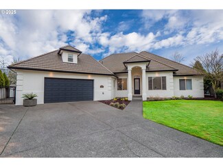 3476 Lakeside Dr, Eugene, OR 97401