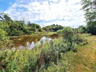 98 Choate St, Essex, MA 01929