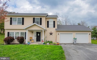 1234 Heather Way, Lock Haven, PA 17745