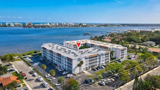1516 S Lakeside Dr Unit 106, Lake Worth Beach, FL 33460