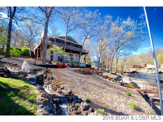91 Grove Estates Dr, Linn Creek, MO 65052