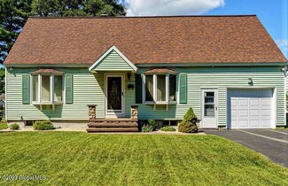 1014 Dudley Rd, Schenectady, NY 12303