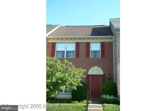 9 Kathsway Ct, Parkville, MD 21234