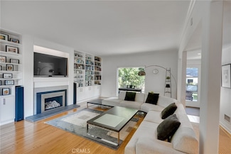 3216 San Pasqual St, Pasadena, CA 91107