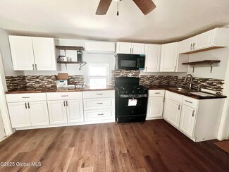 146 S Main St Unit 2, Gloversville, NY 12078