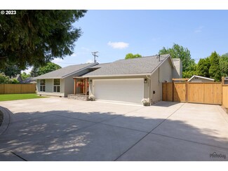 594 Walnut Ln, Eugene, OR 97401