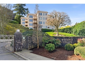 756 NW Westover Square, Portland, OR 97210