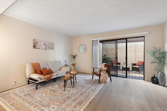 8431 Via Mallorca Unit 102, La Jolla, CA 92037