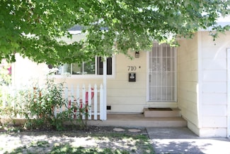710 7th Ave, Sacramento, CA 95818