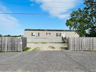 1301 24th St, Dickinson, TX 77539