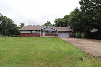 3064 Brandy Ln, Springdale, AR 72762