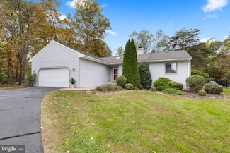 258A Thomas Dr, Gettysburg, PA 17325